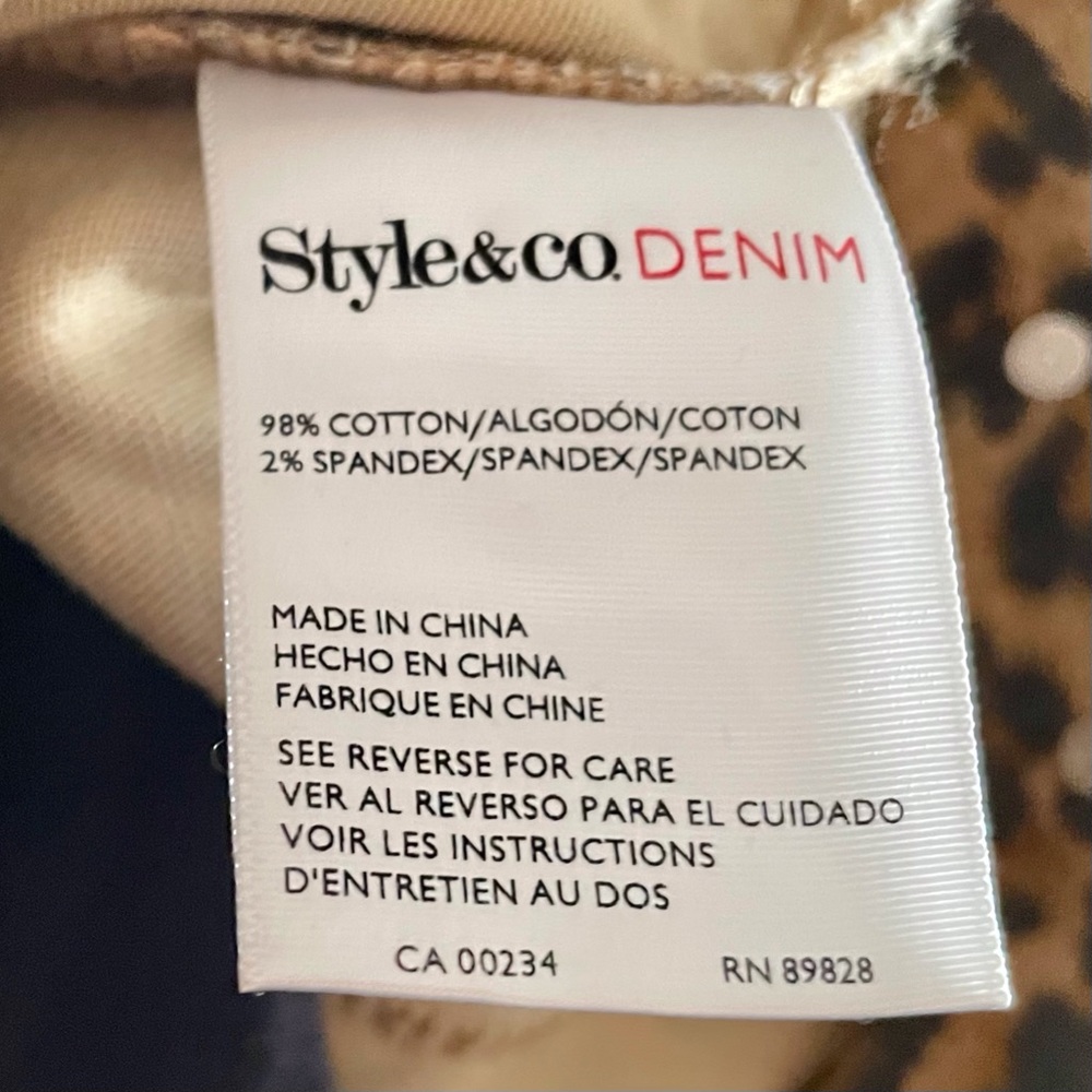 Black & Tan Leopard Print 🐆 Denim Jacket - Picture 9 of 10